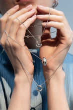 Load image into Gallery viewer, OPEN CIRCLE NECKLACE
